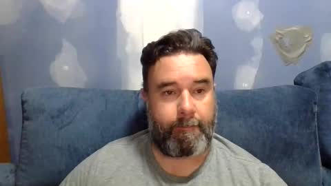 Snapshot of lecheare28 chatting on May 2026 07:49:02 AM lecheare28 online show from May 2026 07:49:02 AM