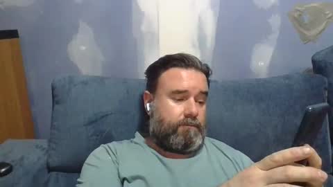 Snapshot of lecheare28 chatting on June 2026 04:31:01 PM lecheare28 online show from June 2026 04:31:01 PM