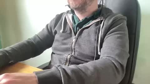 Snapshot of lee_8891 chatting on June 2026 11:32:01 AM lee_8891 online show from June 2026 11:32:01 AM