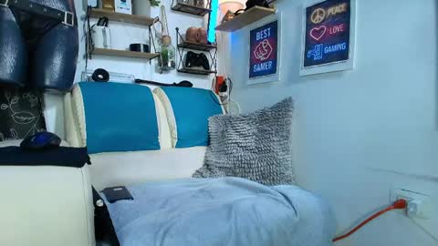 leenar_key online show from May 2026 10:29:02 PM