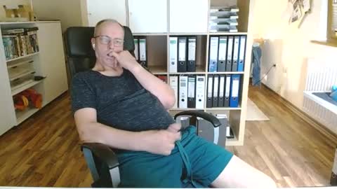 Dave online show from July 2026 09:43:02 PM