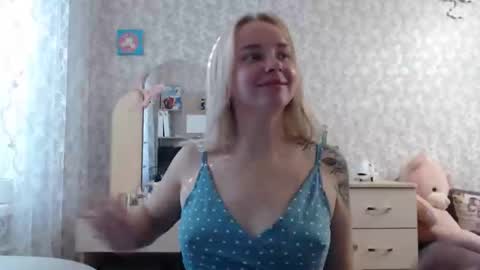 leggywily25 online show from September 2025 11:15:01 AM