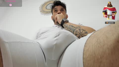 Alejandro online show from December 2024 12:11:02 PM