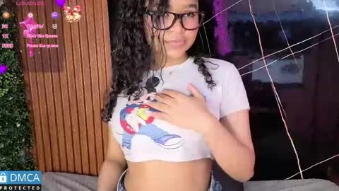 Snapshot of leidy_morales_ chatting on April 2026 10:36:01 AM Leidy online show from April 2026 10:36:01 AM