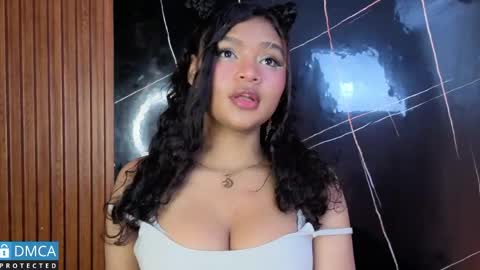 Snapshot of leidy_morales_ chatting on May 2026 11:05:01 AM Leidy online show from May 2026 11:05:01 AM
