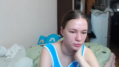 leila_bambi_ online show from January 2025 01:20:01 PM