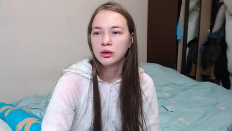 leila_bambi_ online show from February 2025 07:10:02 PM