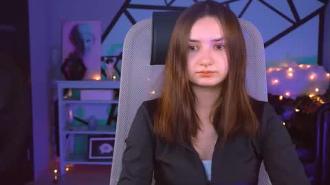 Snapshot of leila_murphy chatting on February 2025 08:58:01 AM LeilaMurphy online show from February 2025 08:58:01 AM