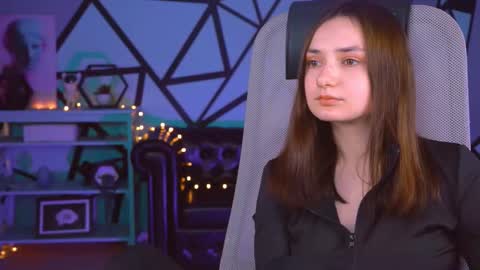 Snapshot of leila_murphy chatting on February 2025 03:05:02 PM LeilaMurphy online show from February 2025 03:05:02 PM