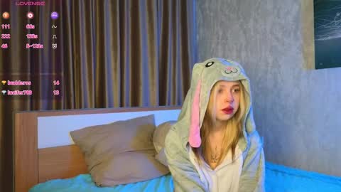 Leila online show from December 2024 04:12:01 AM