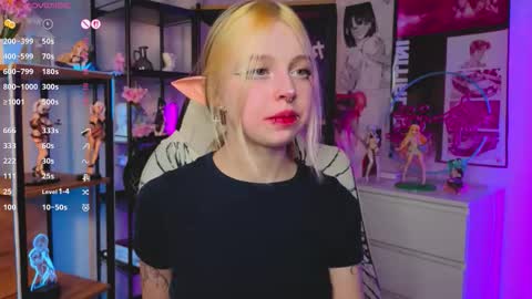 Leila online show from October 2025 04:17:02 PM