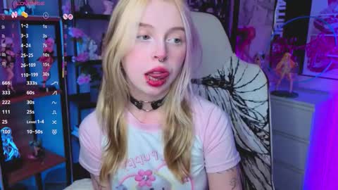 Leila online show from October 2025 04:07:02 PM