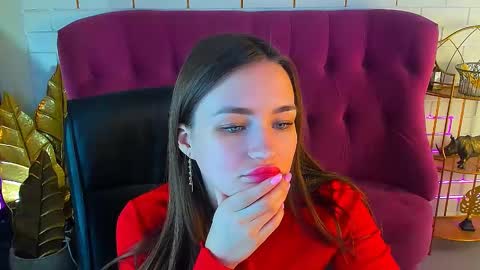 Leila Rai online show from February 2025 12:22:01 PM