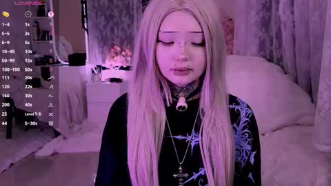 Snapshot of lein_bone chatting on March 2026 12:17:02 AM Lein online show from March 2026 12:17:02 AM