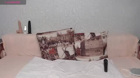 Snapshot of lelapopins chatting on January 2025 08:25:02 AM Lana online show from January 2025 08:25:02 AM