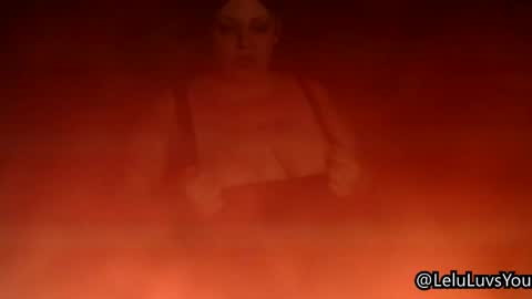 Snapshot of leluluvsyou chatting on April 2026 08:09:02 AM Lelu Fallas online show from April 2026 08:09:02 AM