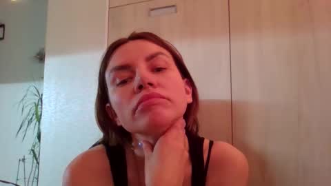 Snapshot of lena6122000 chatting on June 2026 05:30:02 PM lena6122000 online show from June 2026 05:30:02 PM