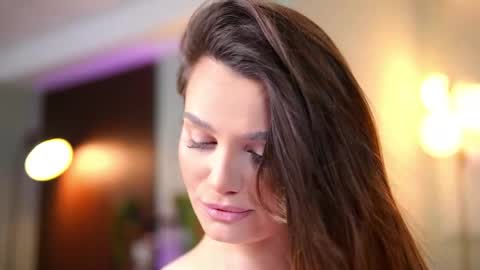 Lena Laurent online show from April 2026 09:27:01 AM