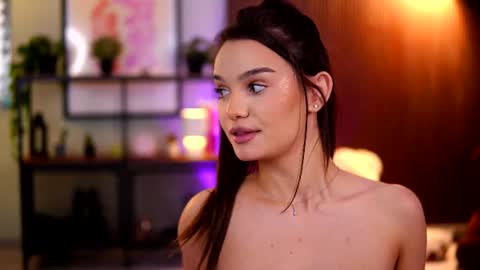 Snapshot of lena_laurent chatting on July 2026 11:17:02 AM Lena Laurent online show from July 2026 11:17:02 AM