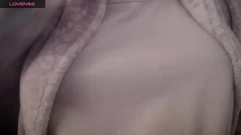 Snapshot of lenagolden chatting on February 2026 07:18:01 AM lenagolden online show from February 2026 07:18:01 AM