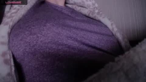 lenagolden online show from April 2026 03:44:02 AM