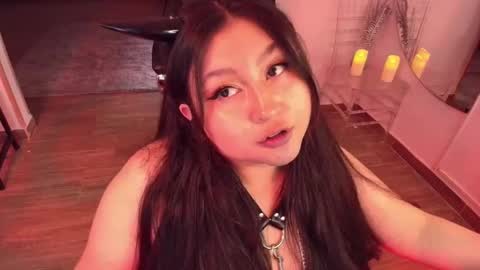 Lenna Kang online show from February 2026 08:07:01 PM