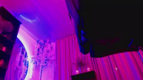 Lenna Kang online show from March 2026 02:04:02 AM