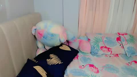 lena online show from December 2024 01:08:02 PM