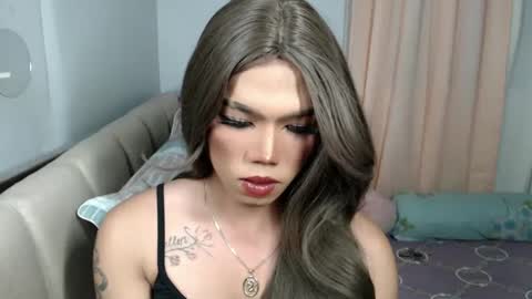 lena online show from February 2025 09:49:01 AM