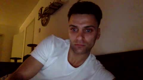 Snapshot of lendariokiss chatting on October 2025 12:19:02 AM Armando online show from October 2025 12:19:02 AM