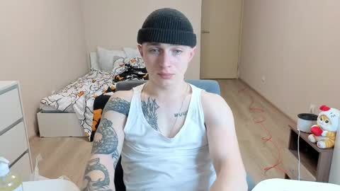 Snapshot of leo__miller chatting on May 2026 01:57:16 AM LEO online show from May 2026 01:57:16 AM