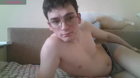 Snapshot of leo_cutie chatting on February 2026 08:37:02 AM leo_cutie online show from February 2026 08:37:02 AM