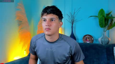 Snapshot of leo_savage_ chatting on April 2026 04:34:01 AM Leo online show from April 2026 04:34:01 AM