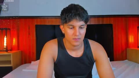 Snapshot of leo_savage_ chatting on April 2026 03:09:02 AM Leo online show from April 2026 03:09:02 AM