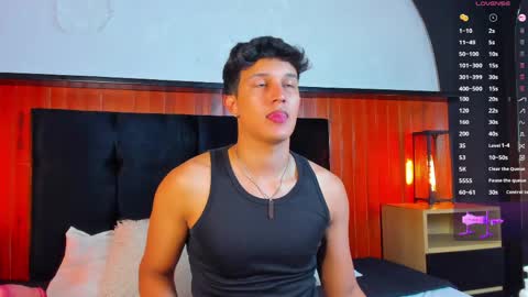 Snapshot of leo_savage_ chatting on May 2026 04:30:01 AM Leo online show from May 2026 04:30:01 AM