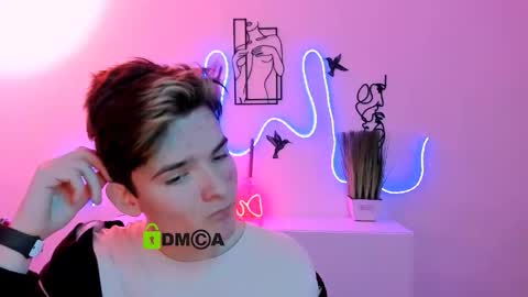 Snapshot of leo_valor chatting on December 2025 07:44:01 PM leo_valor online show from December 2025 07:44:01 PM