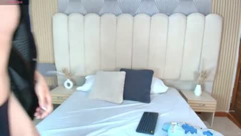 Snapshot of leo_williams_ chatting on July 2026 12:15:01 PM Leo Williams online show from July 2026 12:15:01 PM