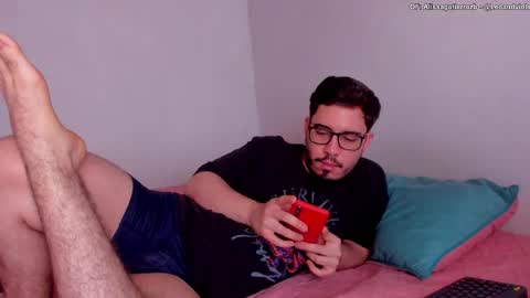 Carlos  Alissa. Help us to reach 100 likes  online show from October 2025 04:57:01 PM