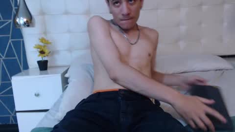 Snapshot of leofeniix chatting on February 2026 04:55:01 AM Leo online show from February 2026 04:55:01 AM