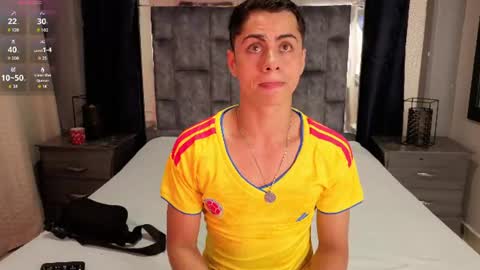Snapshot of leomonnroe chatting on July 2026 10:49:02 PM leomonnroe online show from July 2026 10:49:02 PM