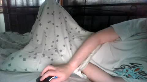 Snapshot of leon7069 chatting on July 2026 03:33:02 AM Leon online show from July 2026 03:33:02 AM