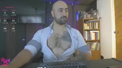 Snapshot of leon_1717 chatting on February 2026 02:42:02 PM Leon online show from February 2026 02:42:02 PM