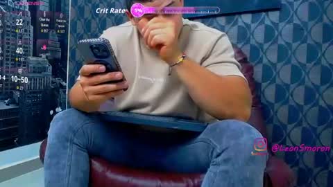 Snapshot of leon_ssmoron chatting on July 2026 12:47:02 AM Leon Smoron online show from July 2026 12:47:02 AM