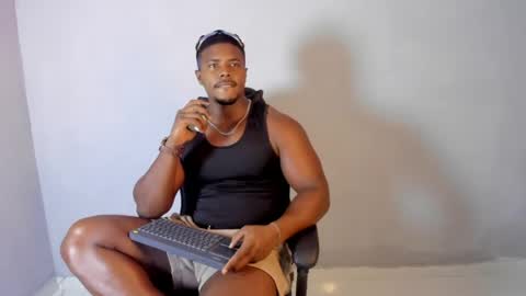 Leandro jones online show from June 2026 01:19:01 AM