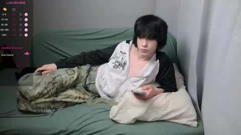 Snapshot of leonkissboy chatting on February 2026 08:01:02 AM leonkissboy online show from February 2026 08:01:02 AM