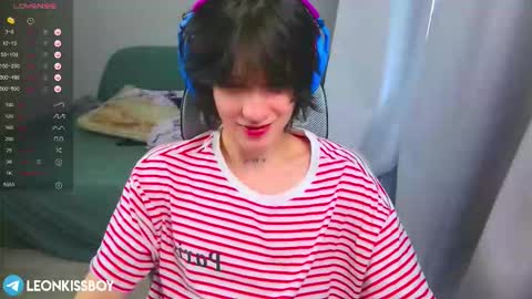 leonkissboy online show from March 2026 08:26:33 AM