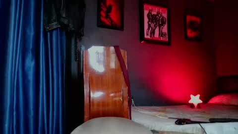 Lenardo jaramillo online show from April 2026 09:04:01 AM