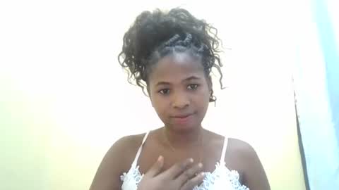 leonnetta online show from April 2026 08:23:01 PM