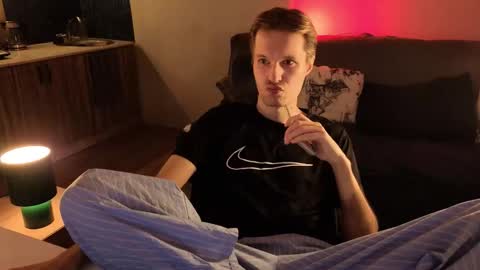 Leon online show from February 2026 07:09:02 PM