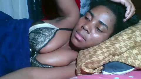 Snapshot of leonnida chatting on April 2026 07:17:02 PM leonnida online show from April 2026 07:17:02 PM